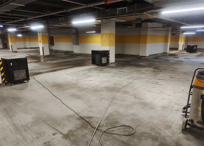 萬(wàn)科烘干機(jī)吹干.jpg 萬(wàn)科烘干機(jī)吹干.jpg